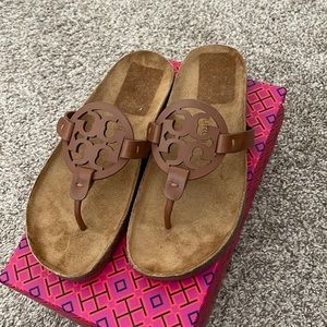 MILLER CLOUD Tory Burch size 6